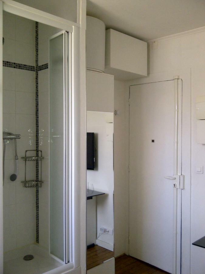 Single Room Paris Arc De Triomphe Exterior photo